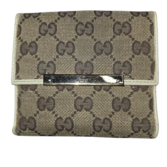 Gucci Beige and Brown Monogram Wallet - Picture 1 of 10